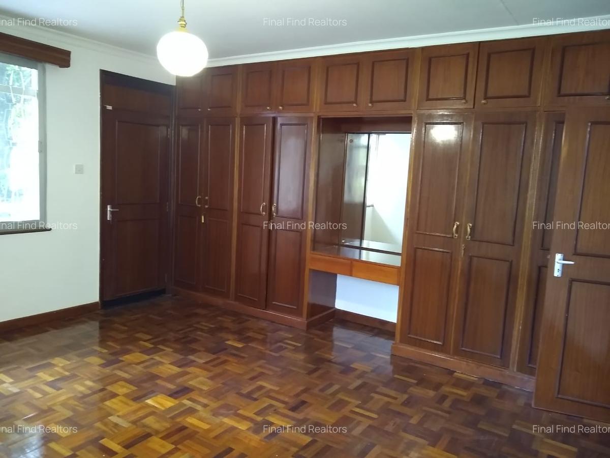 4 Bed House with Garden in Runda - 9