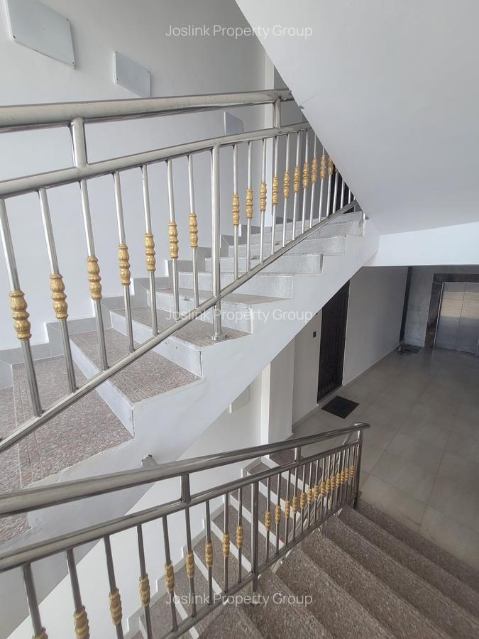 4 Bed Apartment with En Suite at Moyern Drive - 11