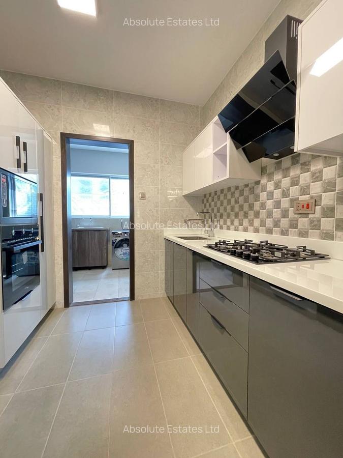 2 Bed Apartment with Gym in Riverside - 6