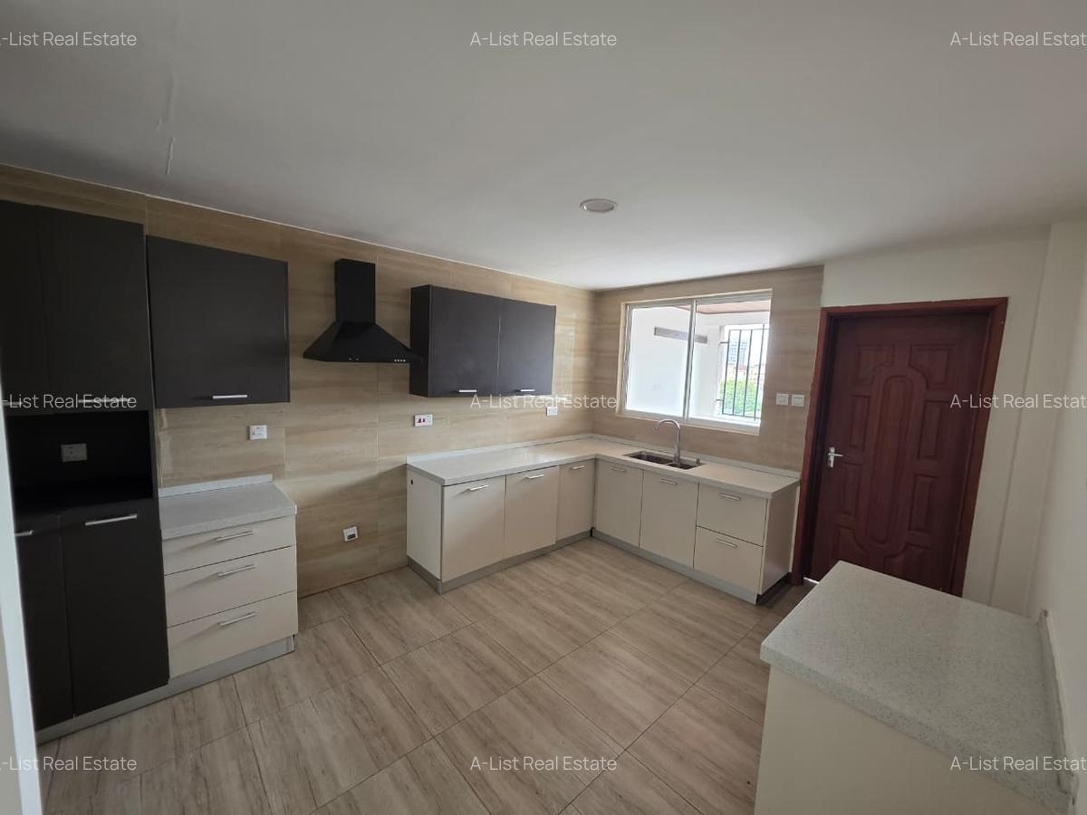 4 Bed Apartment with En Suite at Argwings Kodhek - 8