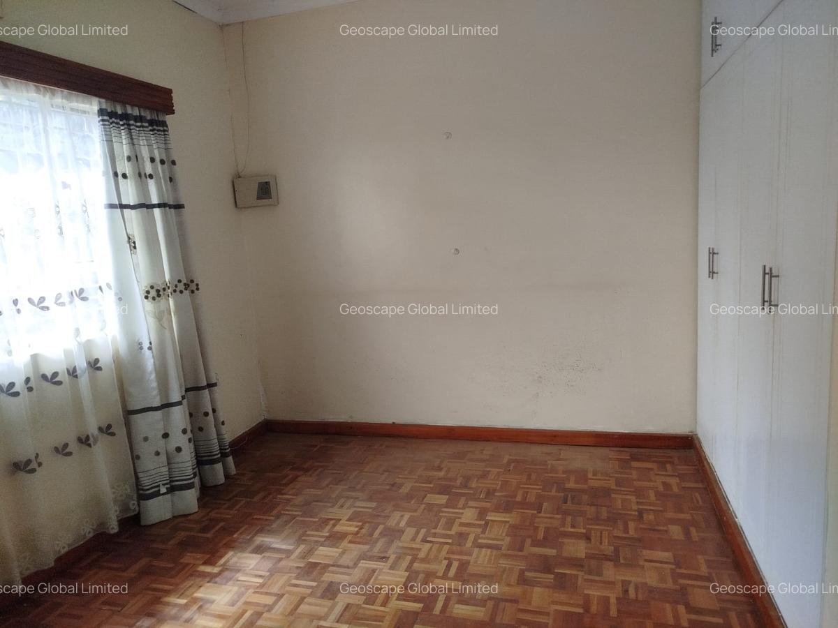 3 Bed House with En Suite in Runda - 6