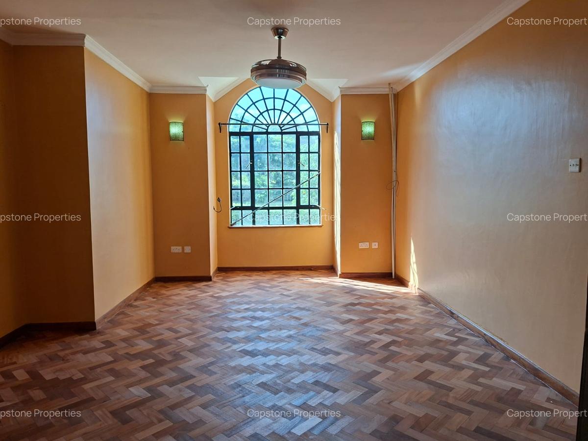 4 Bed Townhouse with En Suite at Runda - 10