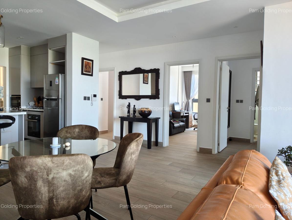 3 Bed Apartment with En Suite in Riverside - 5