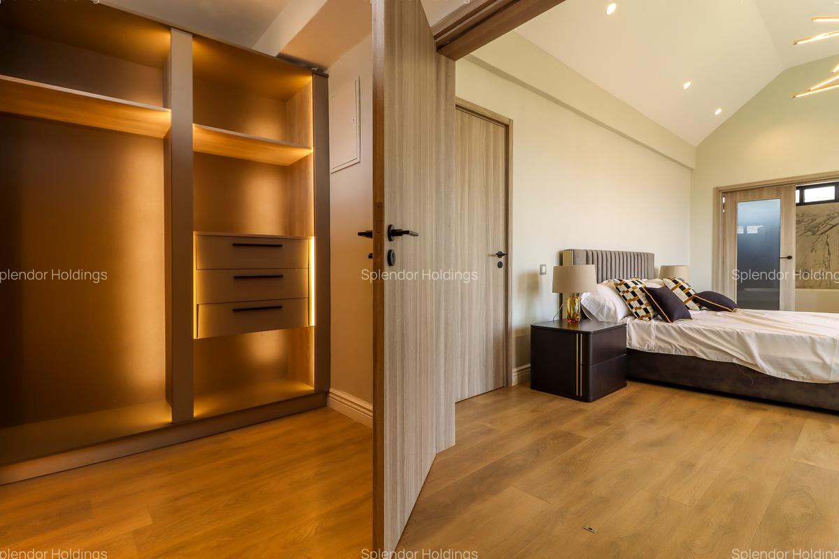 4 Bed Villa with En Suite in Runda - 17