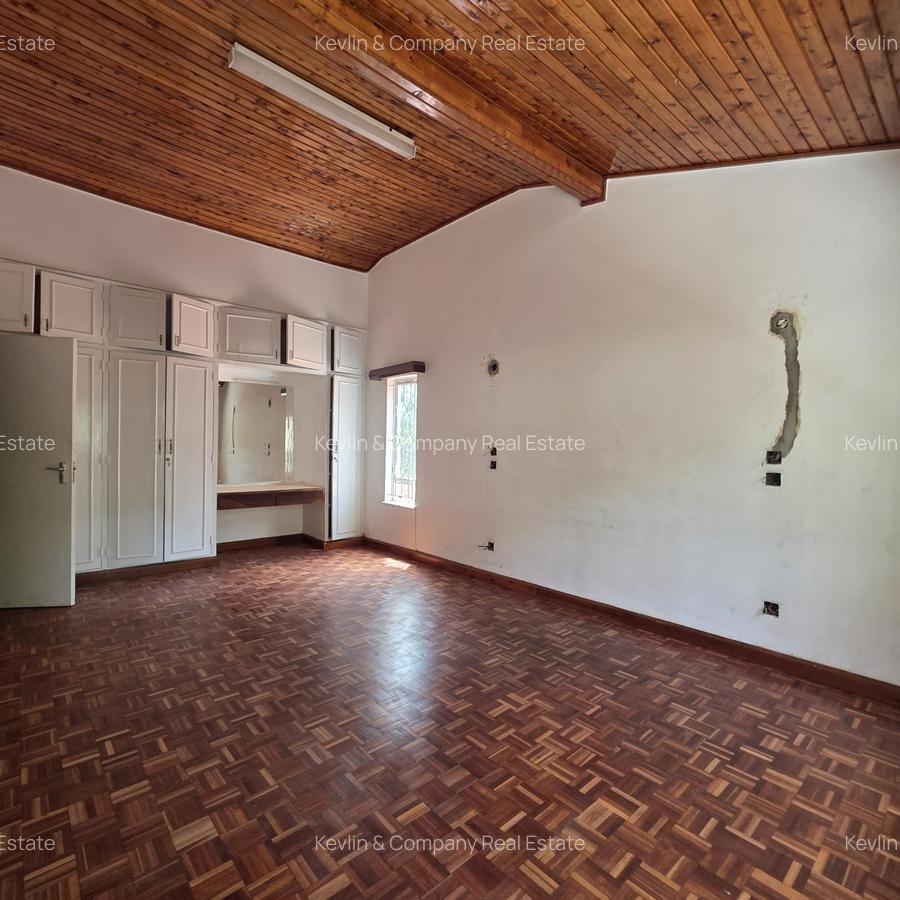 5 Bed Villa with Staff Quarters in Gigiri - 11