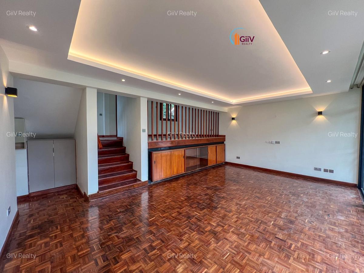 4 Bed Townhouse with Garden in Westlands Area - 7