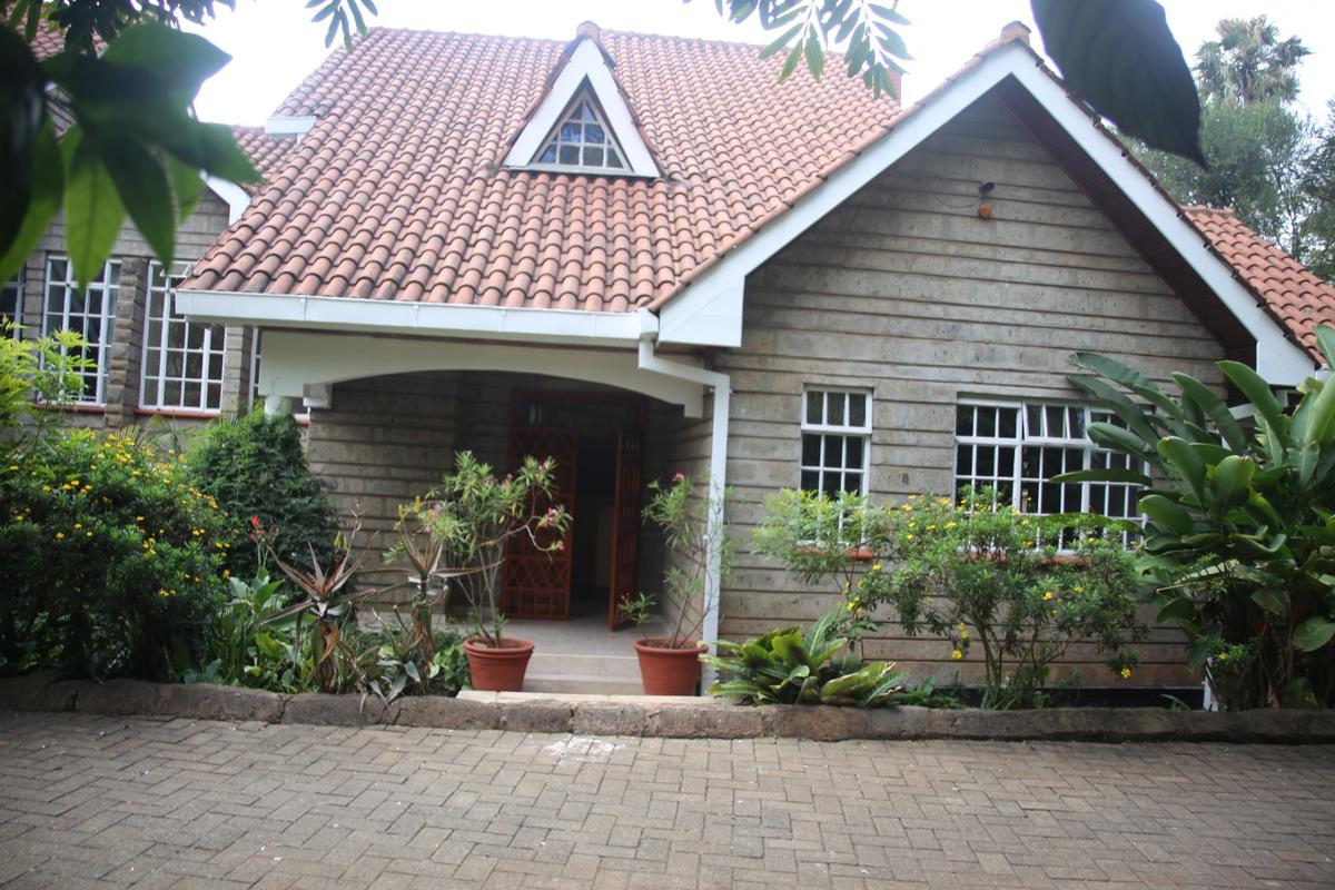 4 Bed Townhouse with En Suite in Lavington - 5