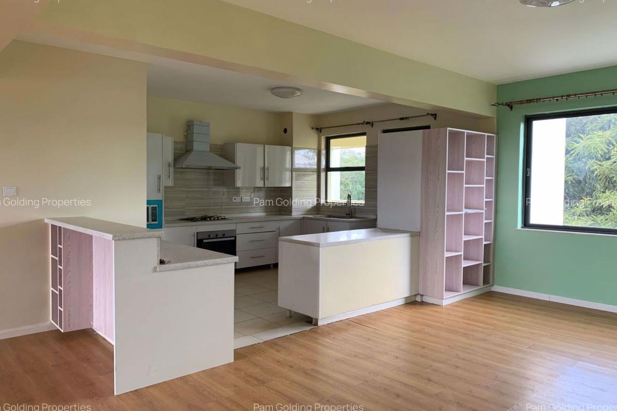 4 Bed Apartment with En Suite in Westlands Area - 1