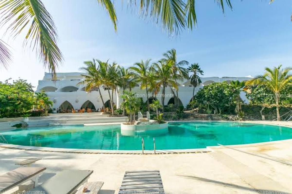 Furnished 10 ac Commercial Property with Service Charge Included in Watamu - 2