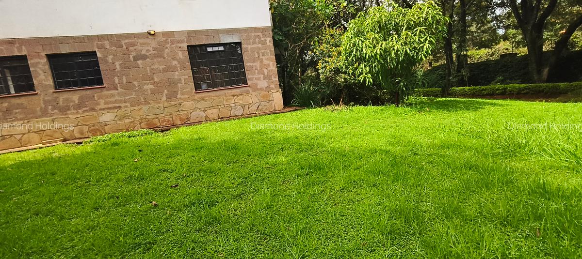 5 Bed Townhouse with En Suite at Runda - 8