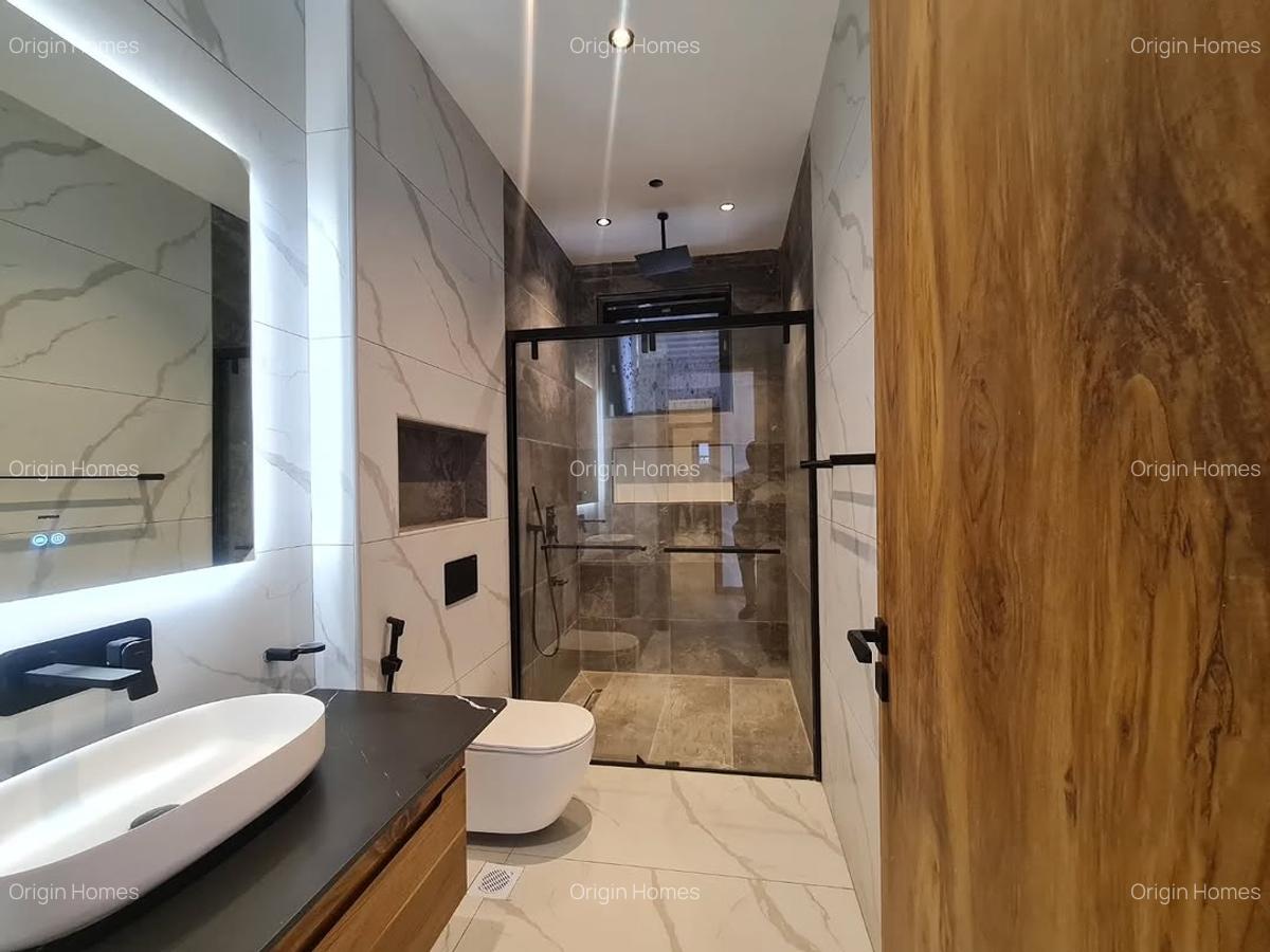 4 Bed Apartment with En Suite at Peponi Road - 14