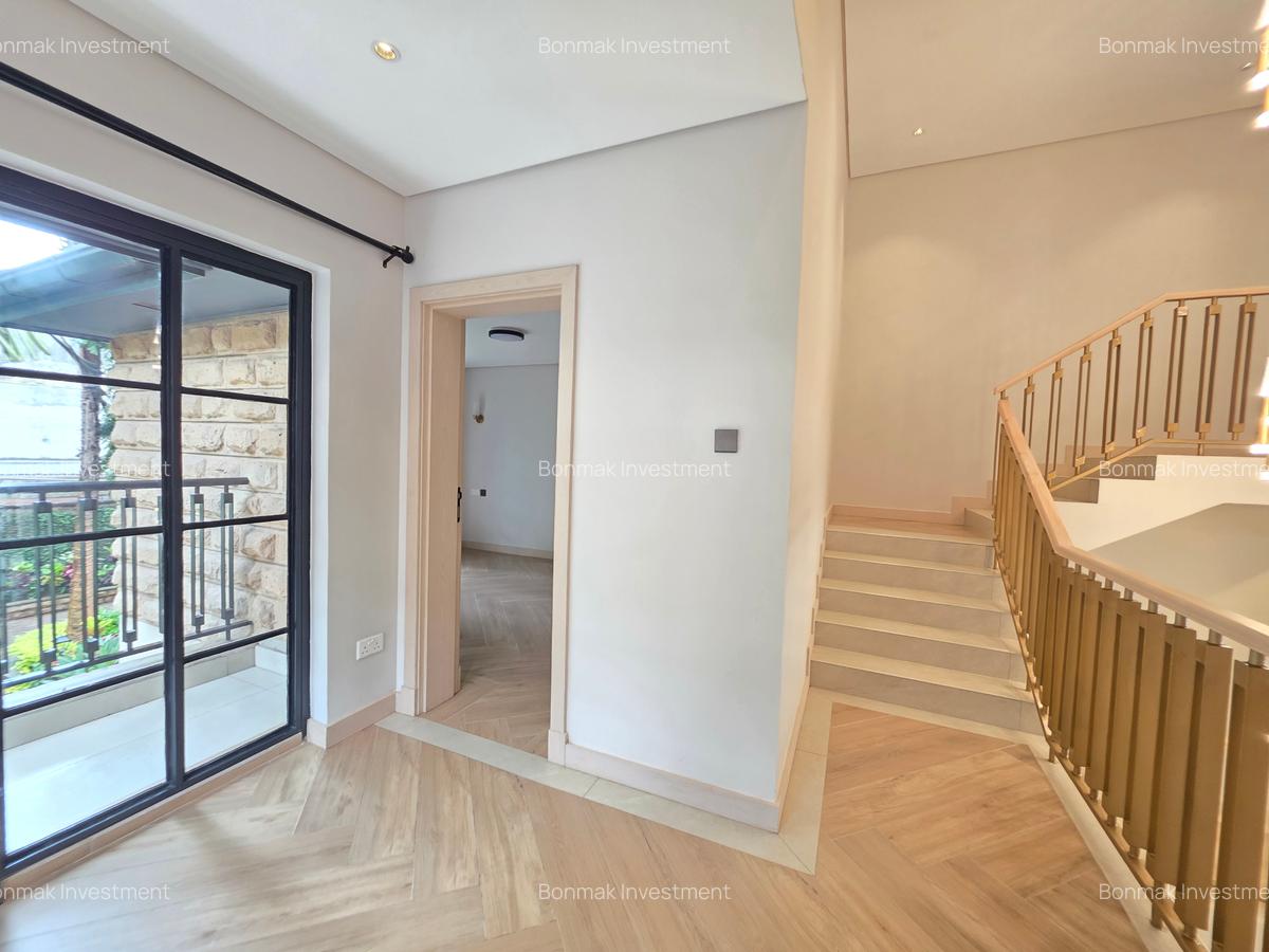 5 Bed Townhouse with En Suite at Convent Drive. - 11