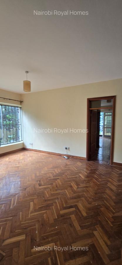 5 Bed Townhouse with En Suite at Spring Valley - 9