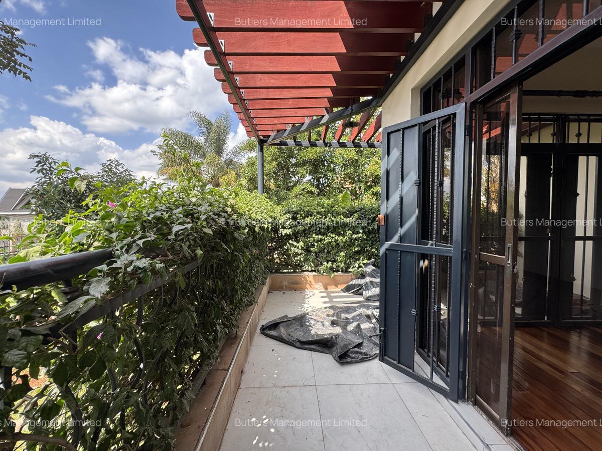 4 Bed Townhouse with En Suite in Kiambu Road - 10