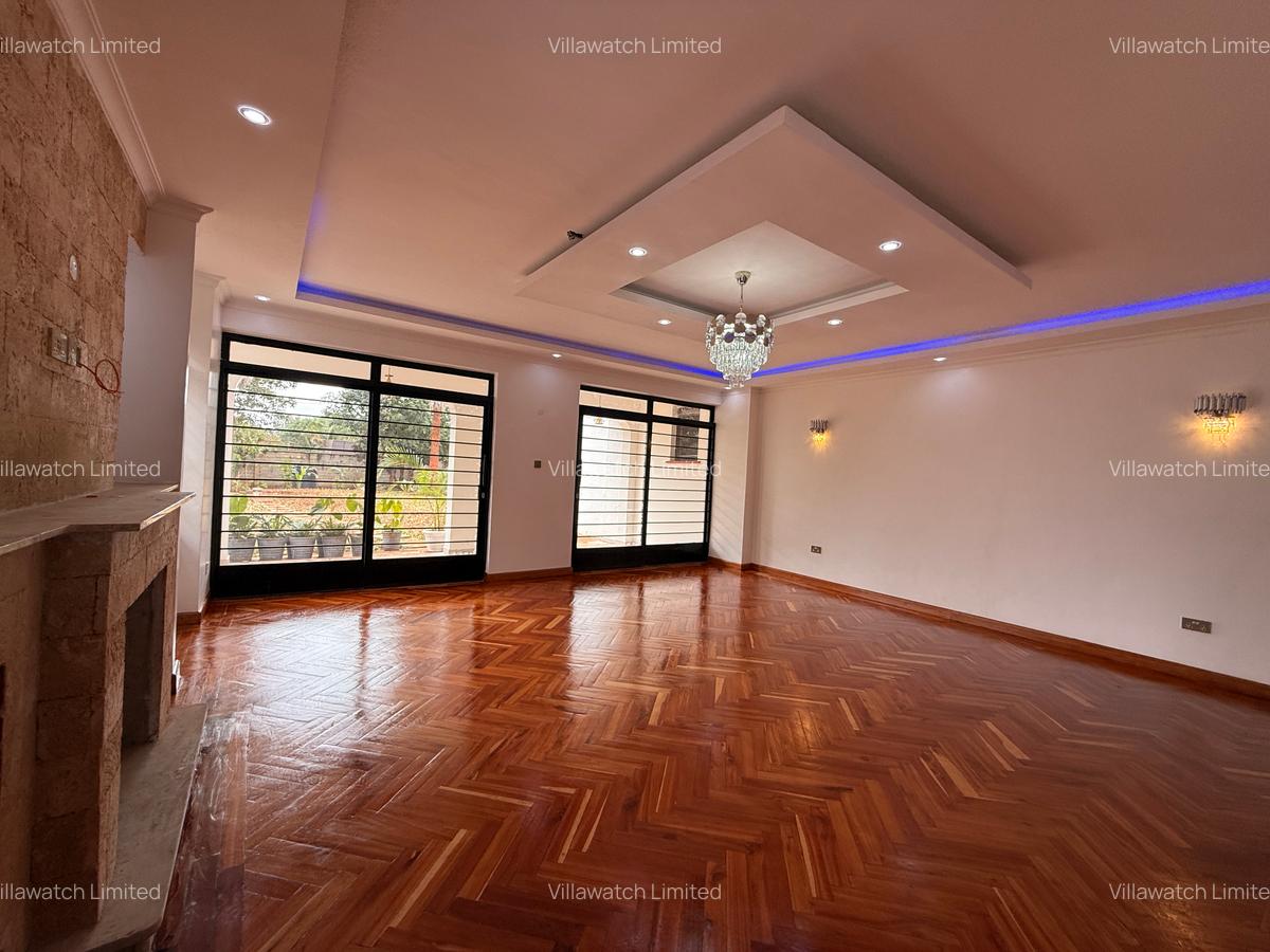 5 Bed House with En Suite at Evergreene - 11