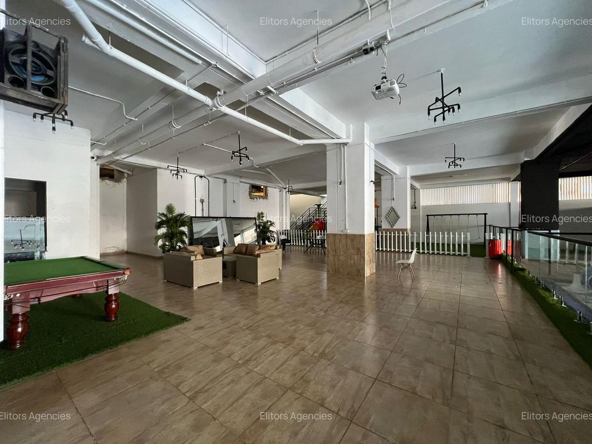 4 Bed Apartment with En Suite at General Mathenge - 20