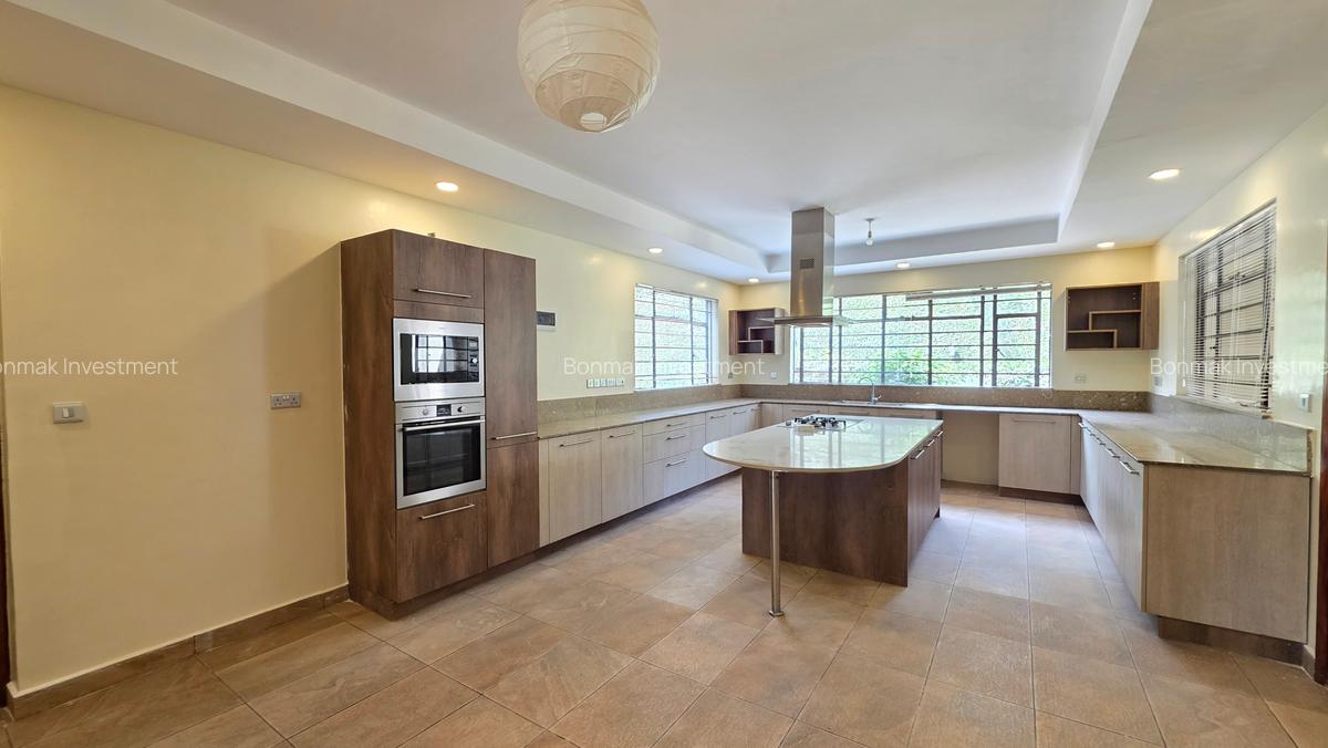 5 Bed Townhouse with En Suite at Lower Kabete Estate. - 5