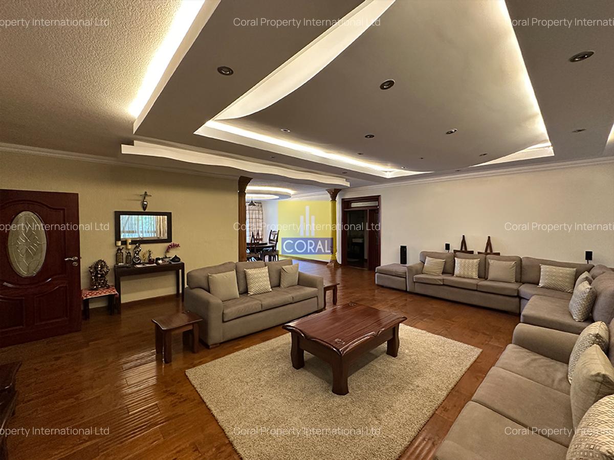 5 Bed Apartment in Rhapta Road - 2