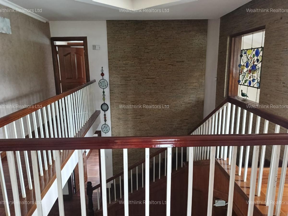 4 Bed House with En Suite at Runda - 18