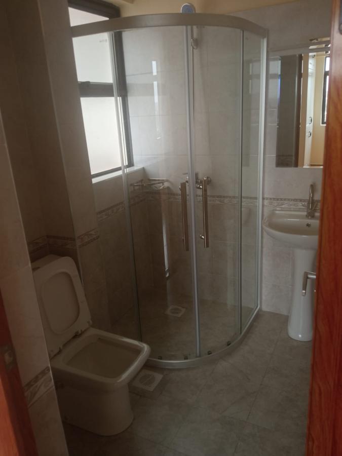 2 Bed Apartment with En Suite in Kilimani - 10