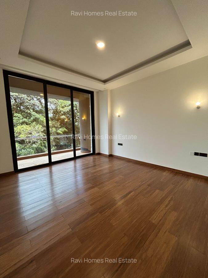 4 Bed Apartment with En Suite at Spring Valley - 1