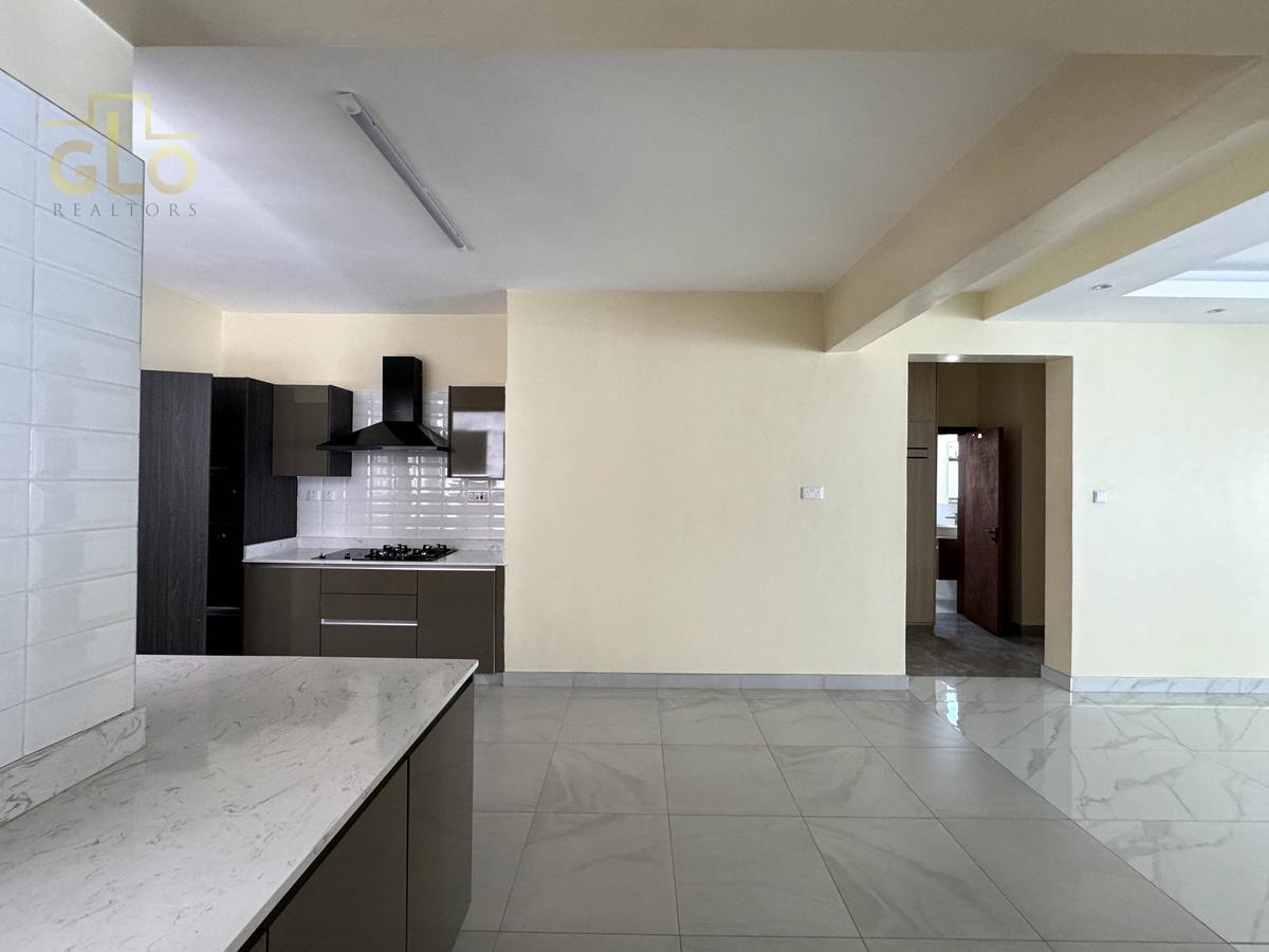 2 Bed Apartment with En Suite in General Mathenge - 7