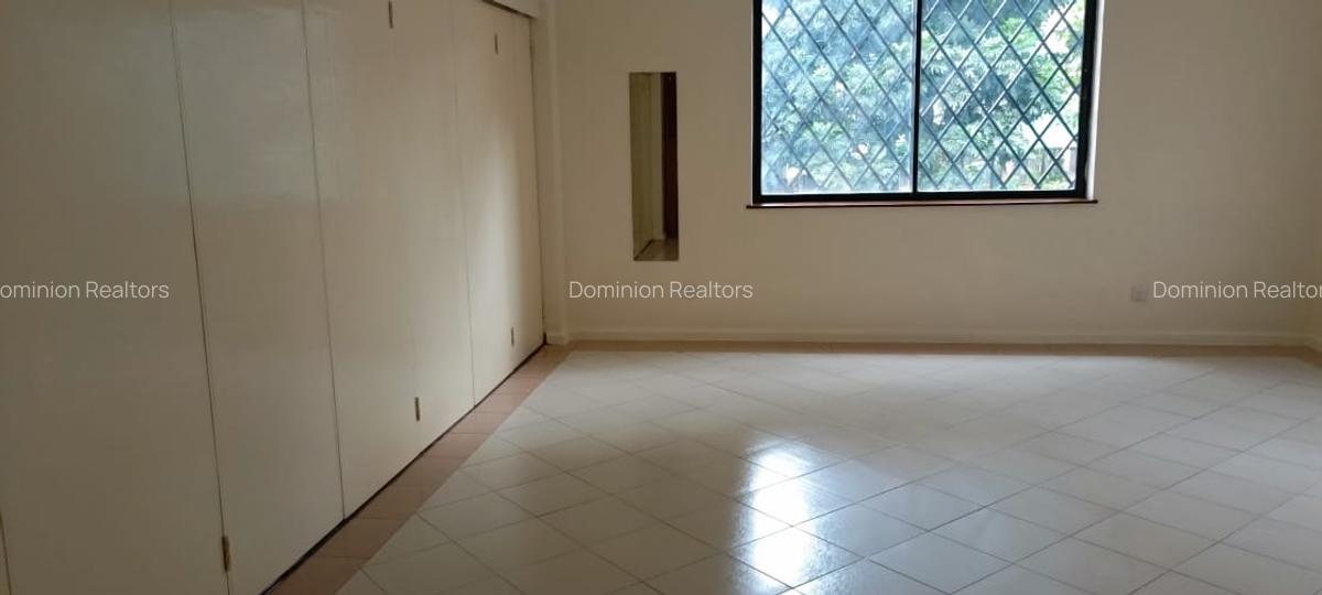 3 Bed Apartment with En Suite in Westlands Area - 9