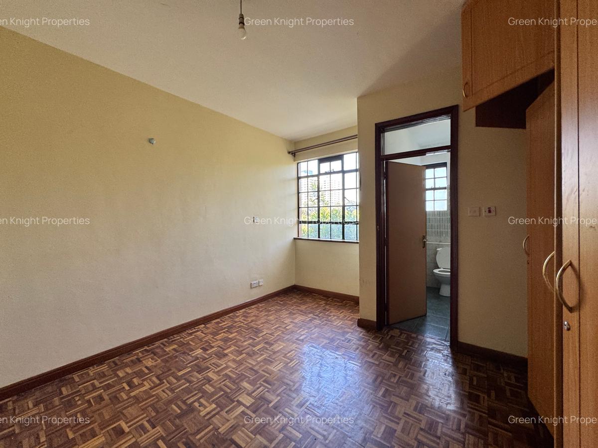 Serviced 3 Bed Apartment with En Suite in Kilimani - 15