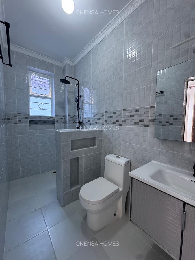 4 Bed Townhouse with En Suite in Kitengela - 12
