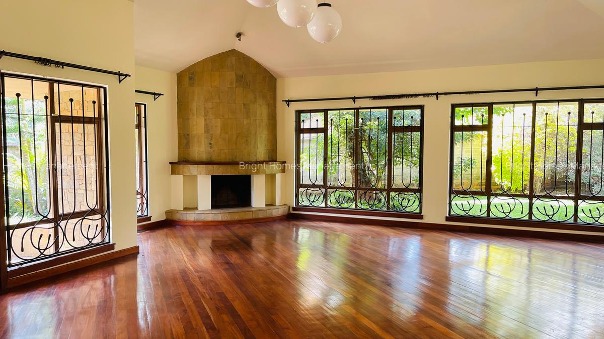 5 Bed Villa with En Suite in Runda - 5