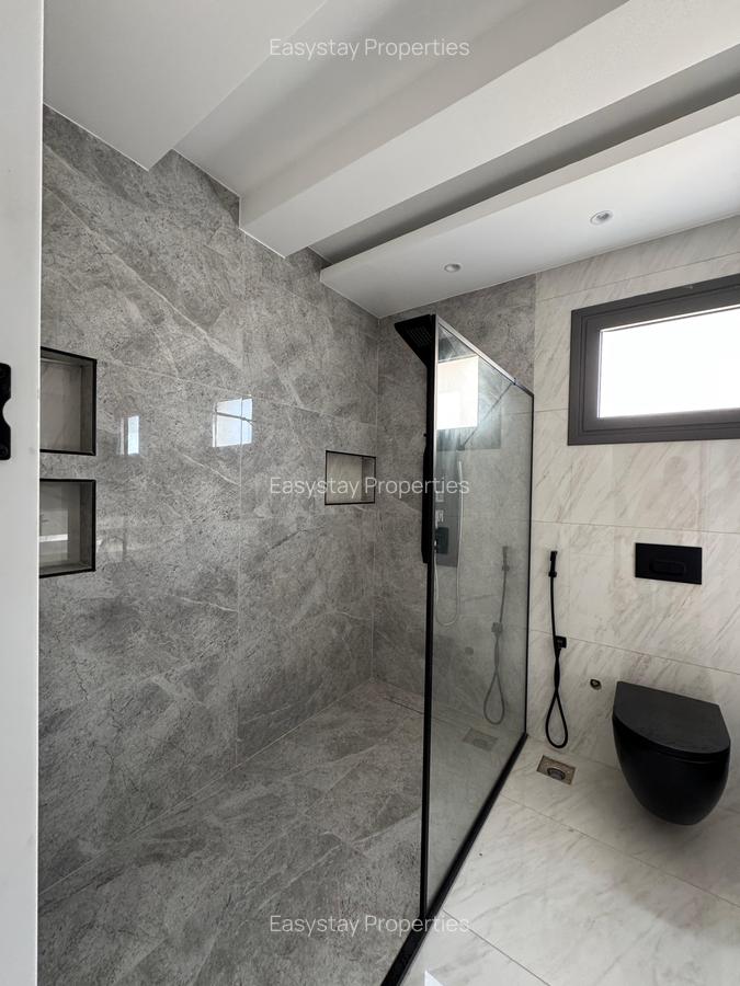 3 Bed Apartment with En Suite in Nyali Area - 14