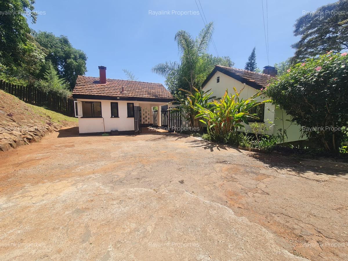 3 Bed House with En Suite at Kyuna - 3