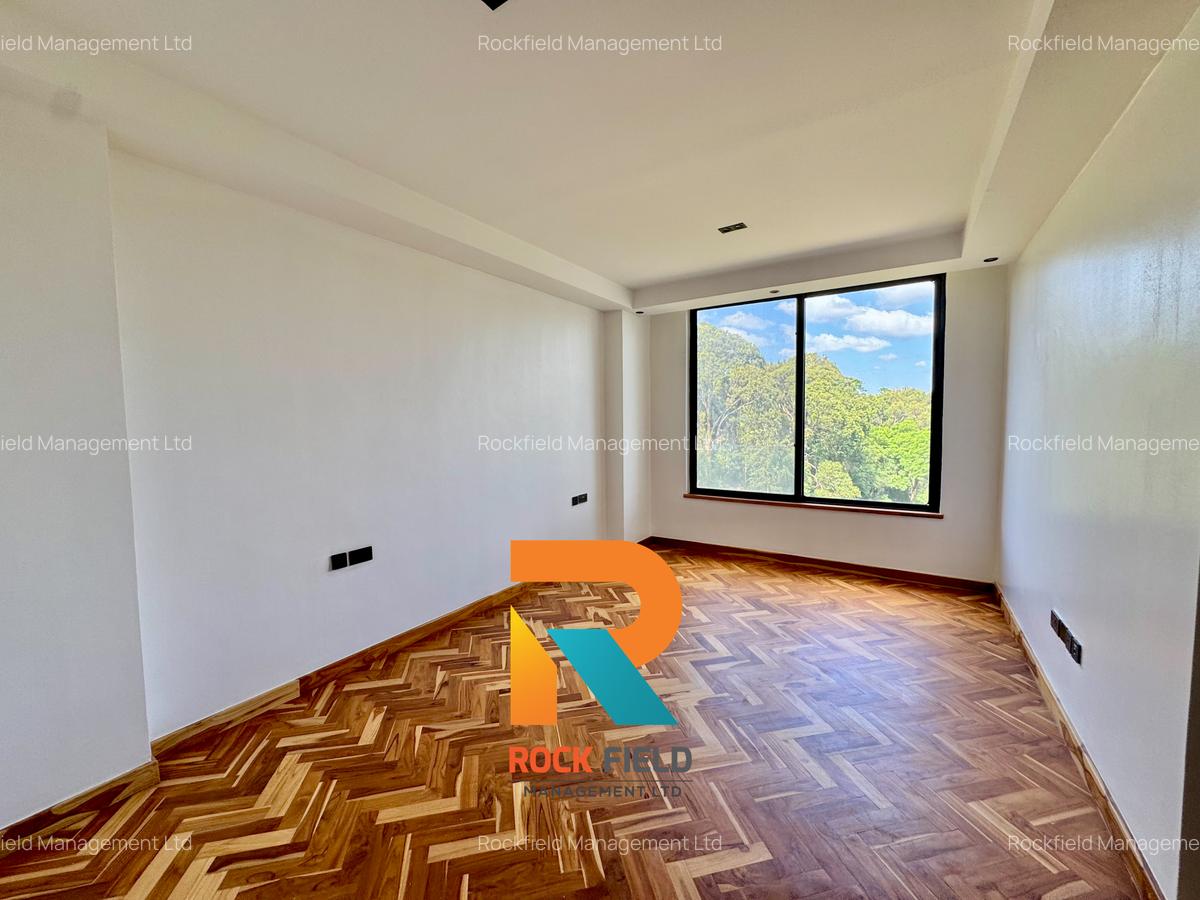 4 Bed Apartment with En Suite at Peponi Road - 14