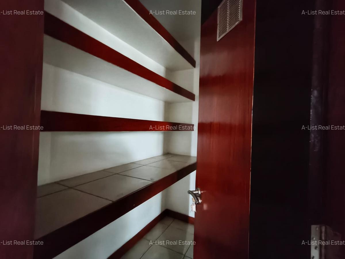 3 Bed Apartment with En Suite at 5Th Street - 13