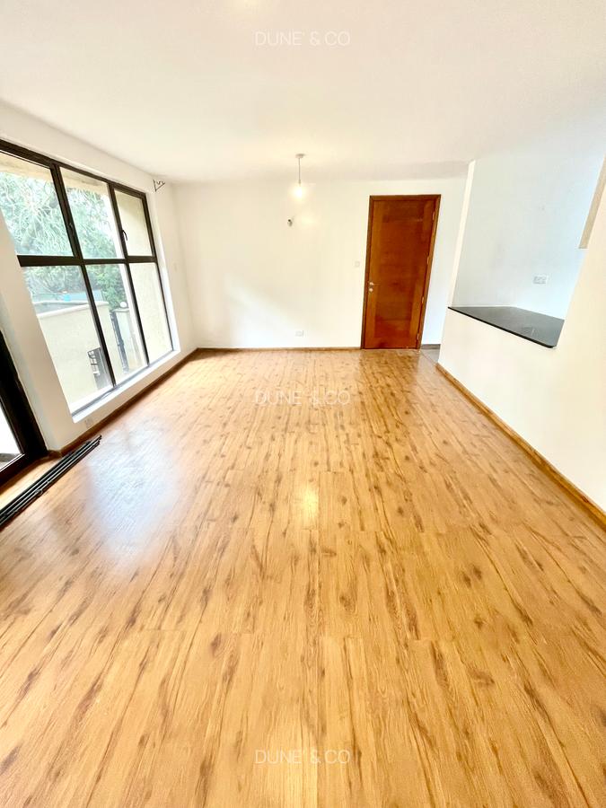 2 Bed Apartment with En Suite in Riverside - 2
