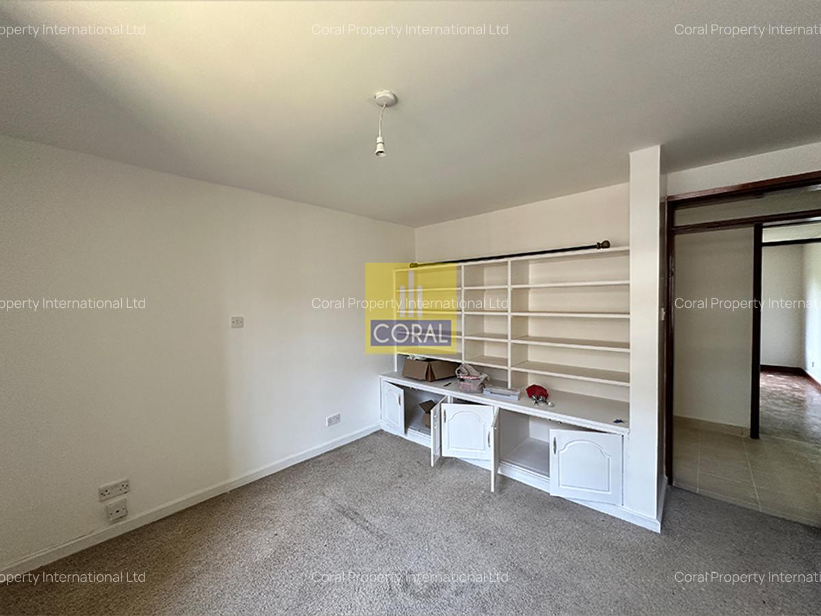 4 Bed Apartment in Westlands Area - 9