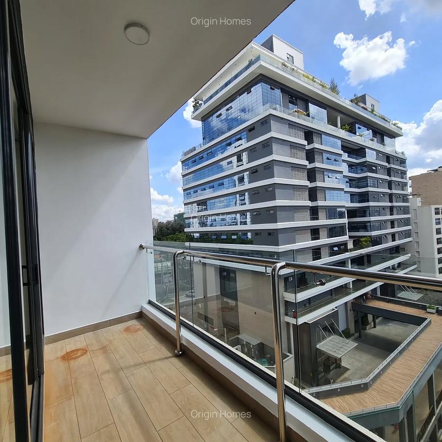 3 Bed Apartment with En Suite at Riverside Drive - 2