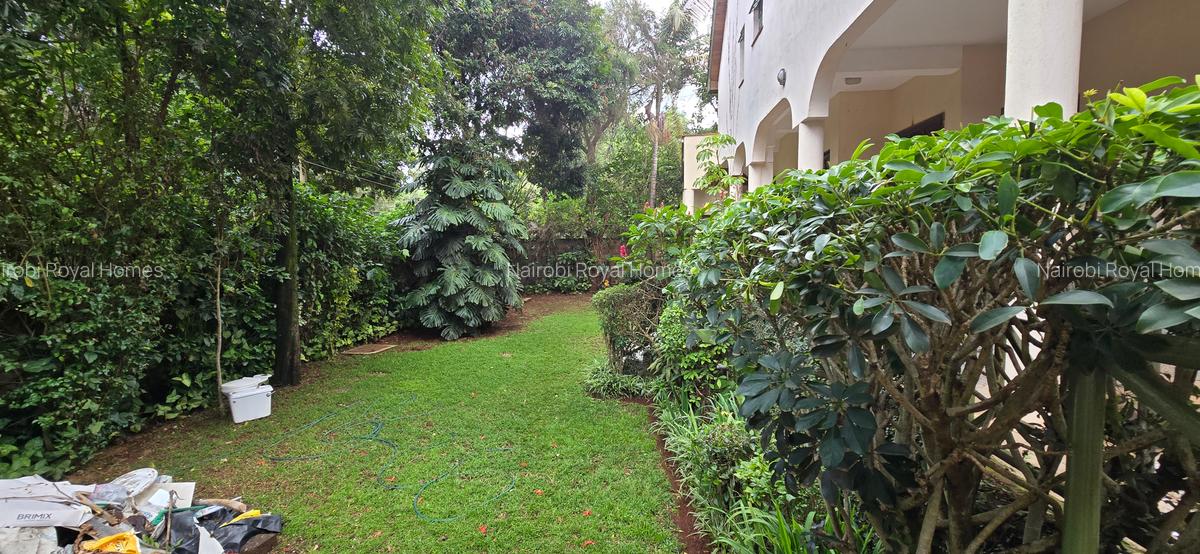 4 Bed Townhouse with En Suite at Lavington Green - 4
