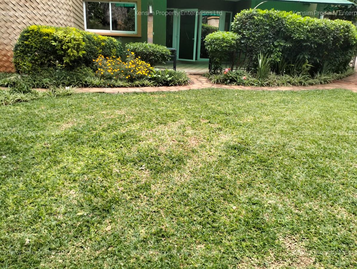 4 Bed Townhouse with En Suite in Riverside - 13
