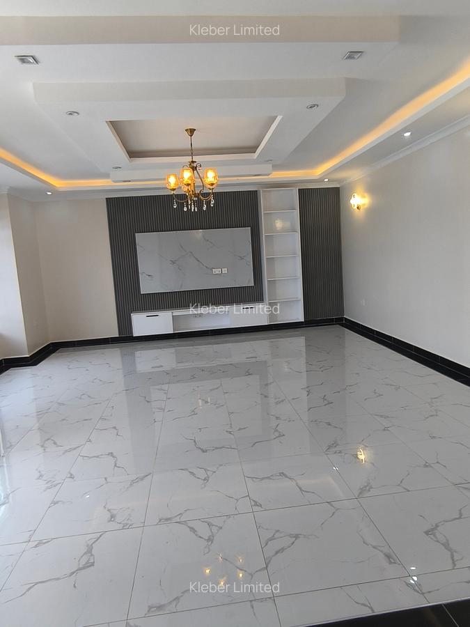 3 Bed House with En Suite in Ruiru - 9