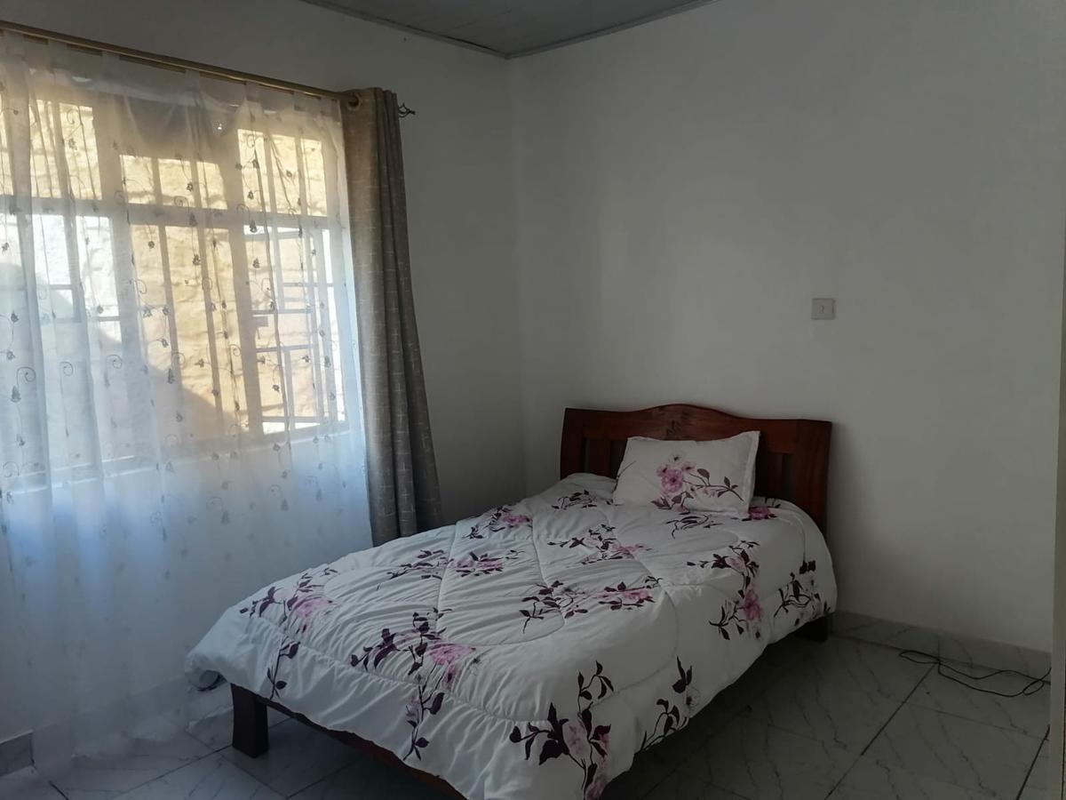 Serviced 2 Bed Apartment with En Suite in Runda - 7