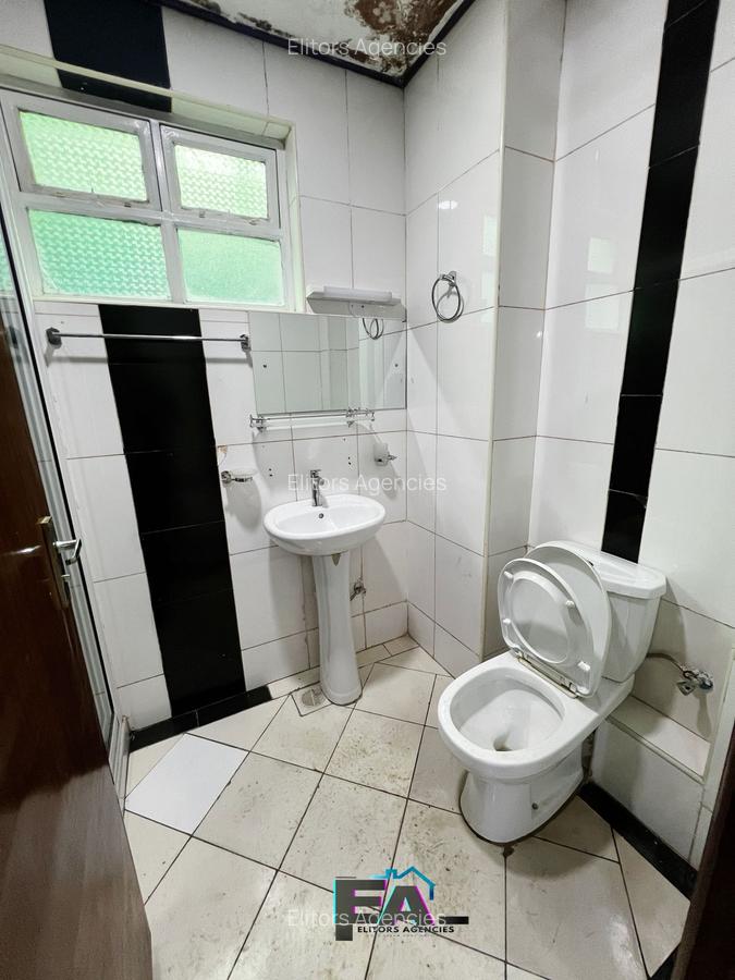 1 Bed Apartment with En Suite at School Lane - 10