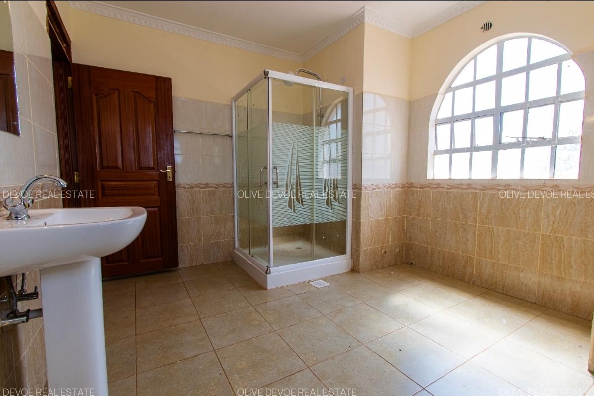 5 Bed House with En Suite in Thika - 15