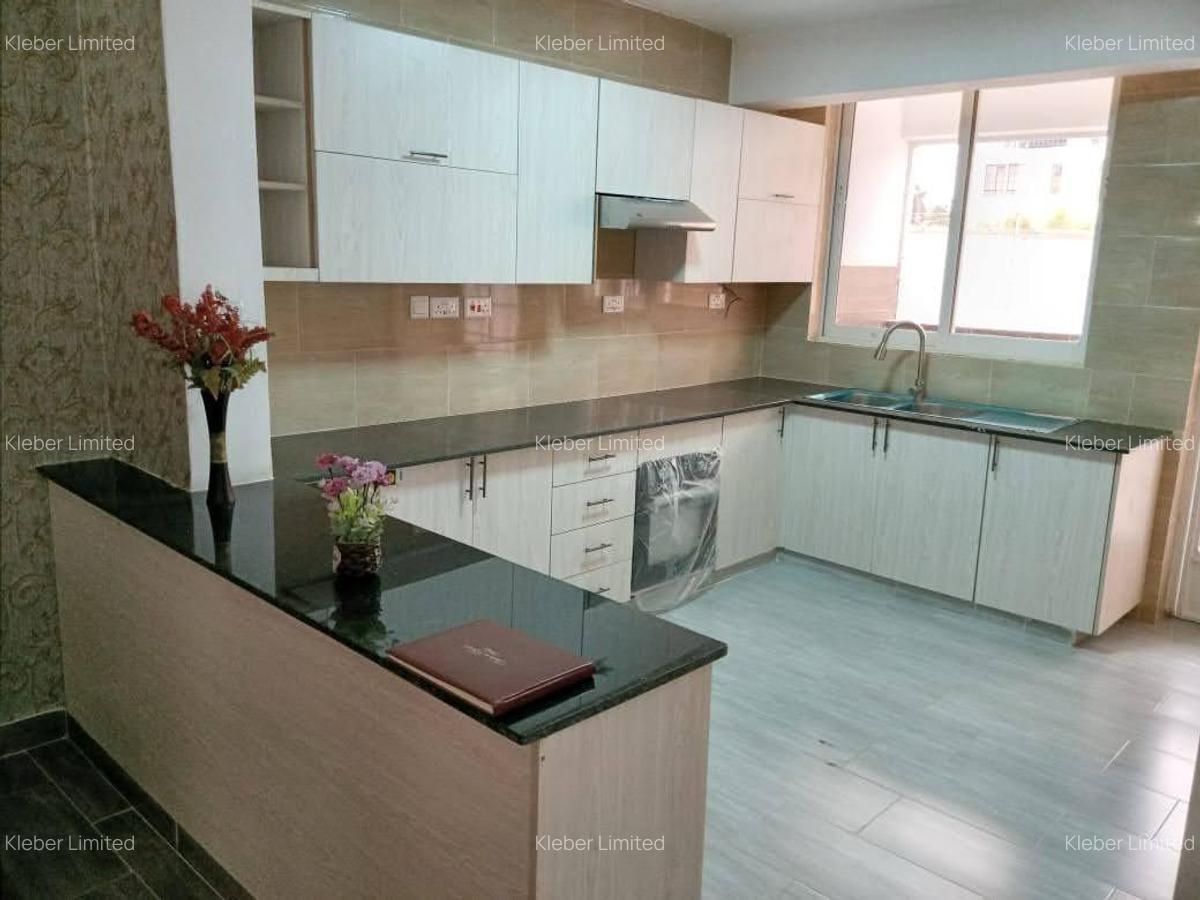 4 Bed Townhouse with En Suite in Syokimau - 3