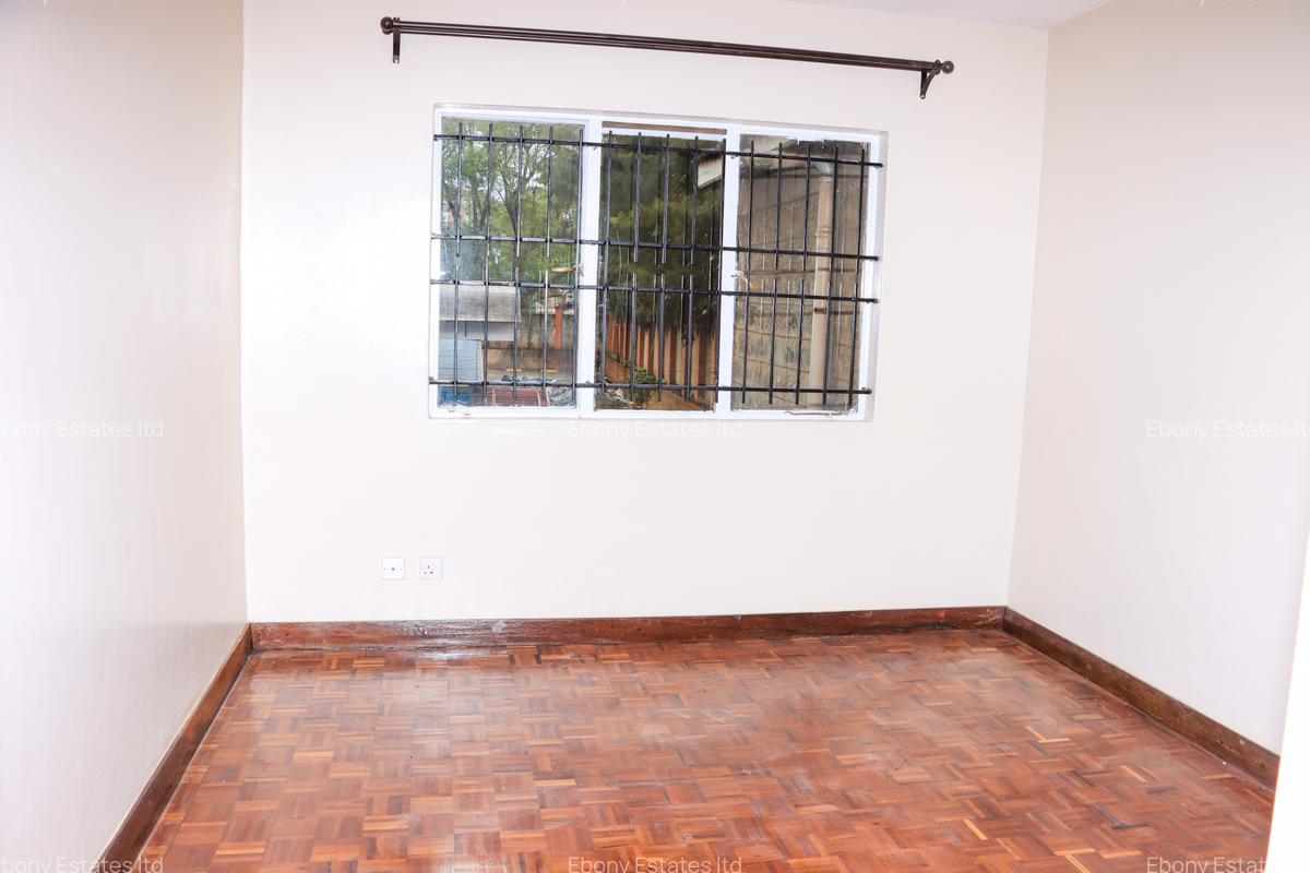 3 Bed Apartment with En Suite in Ngong Road - 11