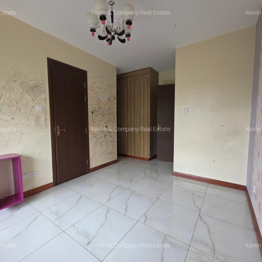 3 Bed Apartment with En Suite in Lavington - 12