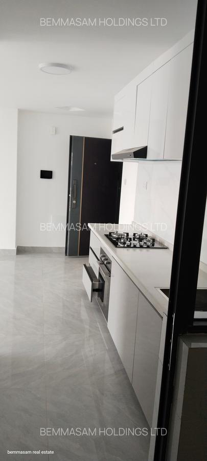 2 Bed Apartment with En Suite at Waiyati Way - 8