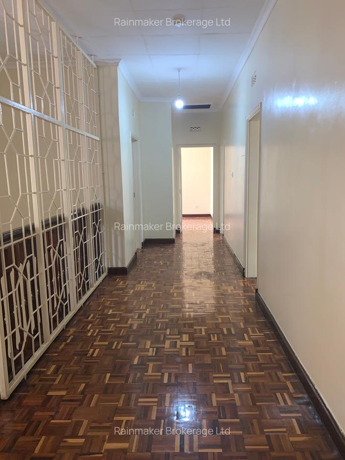 5 Bed House with En Suite in Gigiri - 8