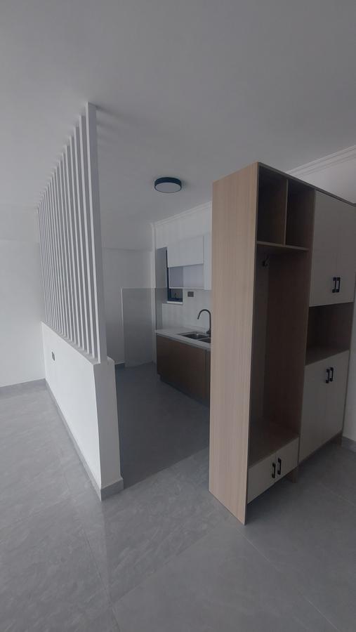 3 Bed Apartment with En Suite at Wood Avenue - 6