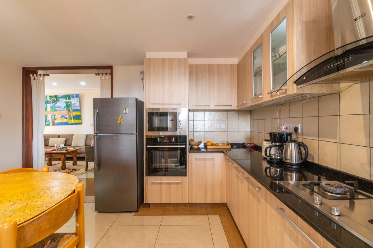 2 Bed Apartment with En Suite in Kileleshwa - 17